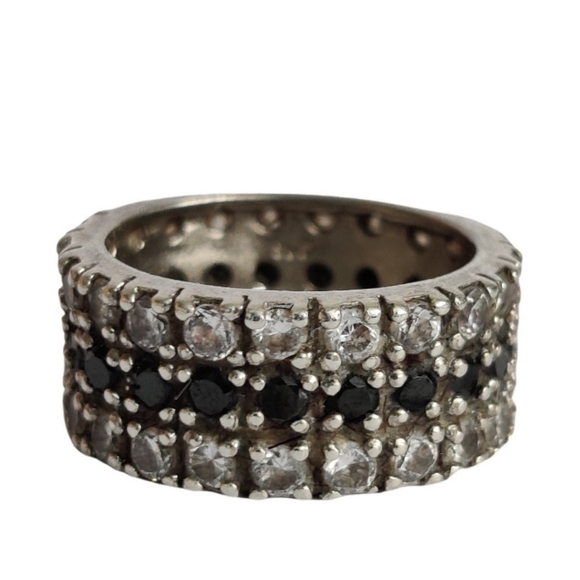Three Row Sterling Silver Band Ring 💍 White and Black Spinel Stones - Picture 7 of 16